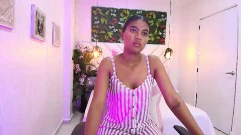 Snapshot of melii_ebony chatting on 10.23.25 MELII EBONY online show from 10.23.25