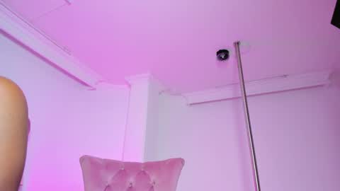 Meliissa online show from 02.17.25