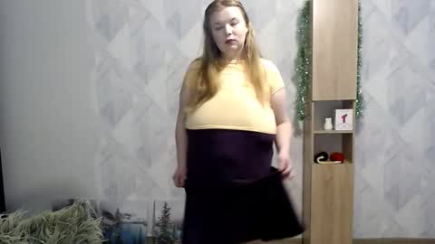 Snapshot of melina_beauty chatting on 12.05.25 Melina online show from 12.05.25