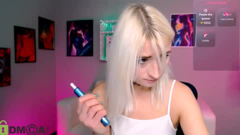 Snapshot of melisa_white1 chatting on 11.18.25 Melisa online show from 11.18.25