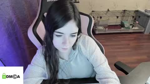 Snapshot of melisanilson chatting on 12.21.24 melisanilson online show from 12.21.24