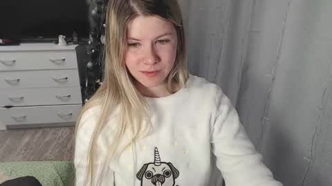 Melissa  Ray online show from 01.24.25