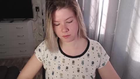 Melissa  Ray online show from 01.31.25