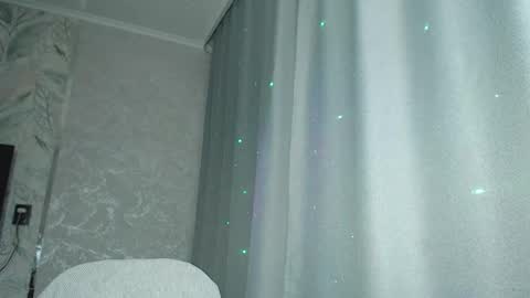 Melissa  Ray online show from 03.06.25