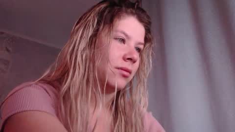 Melissa  Ray online show from 09.14.25