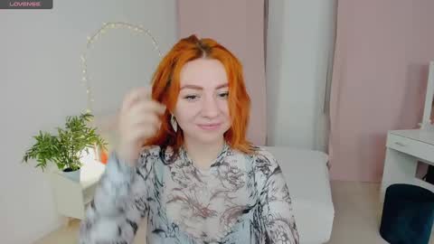 Snapshot of melissa_adamss chatting on 12.08.24 Melissa online show from 12.08.24