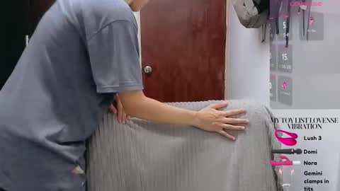 Snapshot of melissa_and_dany chatting on 01.10.26 Melissas Corner online show from 01.10.26