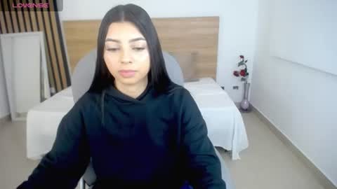 Snapshot of melissa_lenox chatting on 06.17.26 melissa_lenox online show from 06.17.26