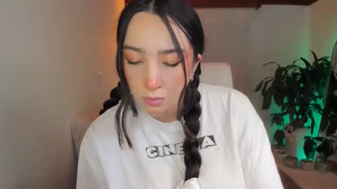 Melissa martiinez online show from 12.28.24