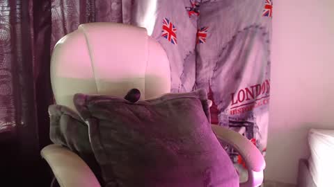 Lau   online show from 12.04.24