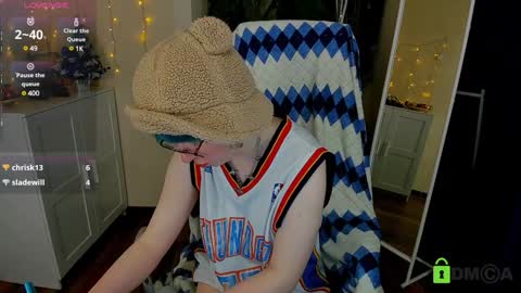 Snapshot of melissa_wells chatting on 12.25.24 Melissa online show from 12.25.24