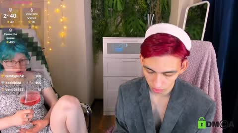 Snapshot of melissa_wells chatting on 01.01.25 Melissa online show from 01.01.25