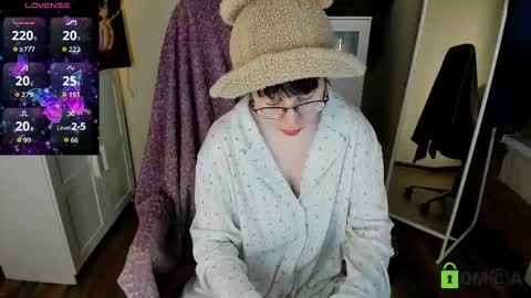 Snapshot of melissa_wells chatting on 09.09.25 Melissa online show from 09.09.25