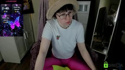 Snapshot of melissa_wells chatting on 09.24.25 Melissa online show from 09.24.25