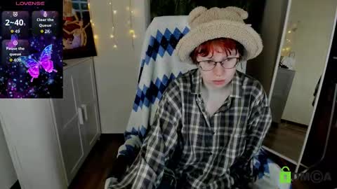 Snapshot of melissa_wells chatting on 10.23.25 Melissa online show from 10.23.25