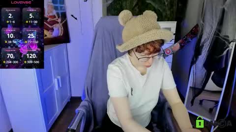 Snapshot of melissa_wells chatting on 10.30.25 Melissa online show from 10.30.25