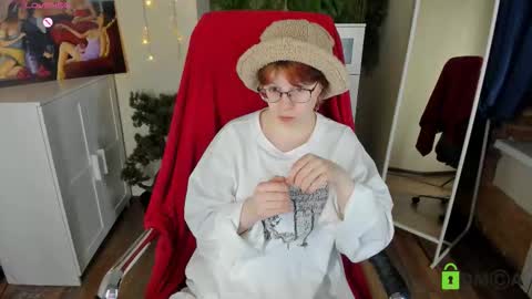 Snapshot of melissa_wells chatting on 11.24.25 Melissa online show from 11.24.25