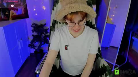 Snapshot of melissa_wells chatting on 11.28.25 Melissa online show from 11.28.25