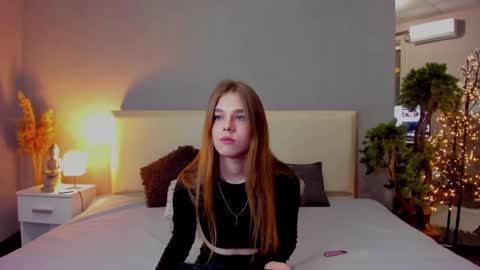 Snapshot of melissacrayzy chatting on 02.12.25 MelissaCrayzy online show from 02.12.25