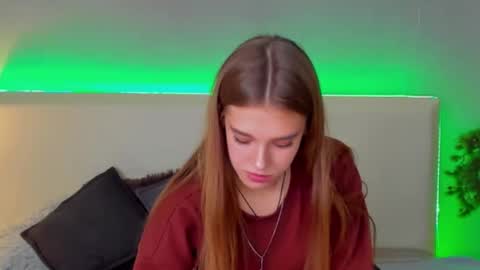 Snapshot of melissacrayzy chatting on 02.19.25 MelissaCrayzy online show from 02.19.25