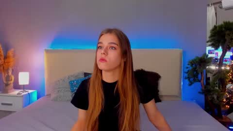 Snapshot of melissacrayzy chatting on 02.24.25 MelissaCrayzy online show from 02.24.25
