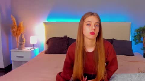 Snapshot of melissacrayzy chatting on 02.28.25 MelissaCrayzy online show from 02.28.25