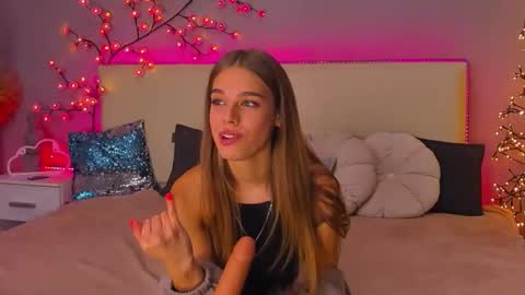 Snapshot of melissacrayzy chatting on 09.24.25 MelissaCrayzy online show from 09.24.25