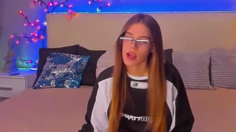 MelissaCrayzy online show from 11.30.25