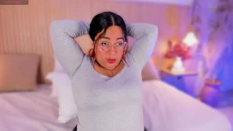 M E L I S S A  online show from 04.02.26