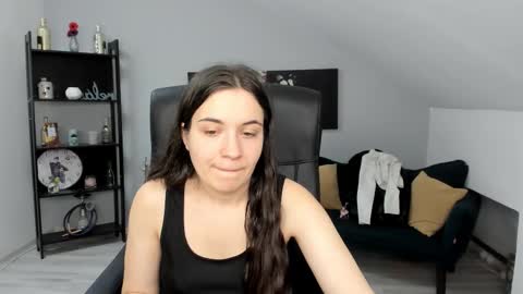 melissawiliam online show from 11.21.25