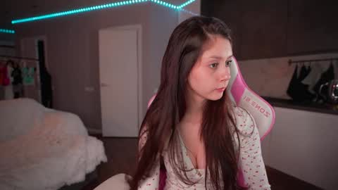 Snapshot of melissaxcbx chatting on 10.21.25 NEXT STREAM  in 7  3gmt---  online show from 10.21.25