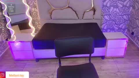 Snapshot of mellani_tay chatting on 03.10.25 Mellani online show from 03.10.25