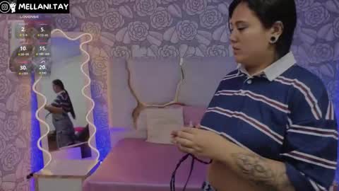 Snapshot of mellani_tay chatting on 09.17.25 Mellani online show from 09.17.25