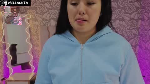 Snapshot of mellani_tay chatting on 09.29.25 Mellani online show from 09.29.25