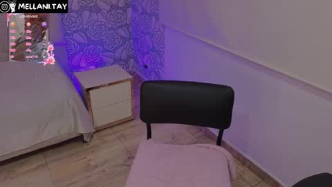 Snapshot of mellani_tay chatting on 10.03.25 Mellani online show from 10.03.25