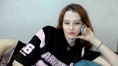 Snapshot of mellisamaxwell chatting on 12.04.25 Mellisa online show from 12.04.25