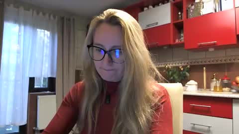 Melly online show from 10.22.25