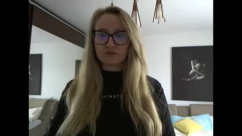 Melly online show from 02.21.26