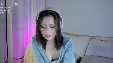 Snapshot of melmean chatting on 11.07.25 Mel online show from 11.07.25