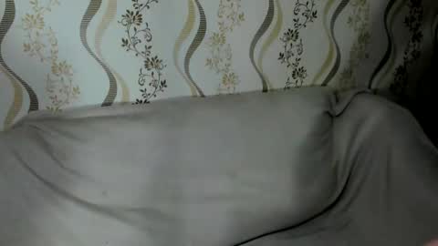 MelMooon online show from 12.17.25