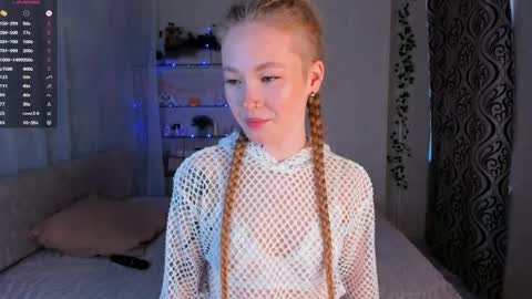 Snapshot of melodievejar chatting on 03.31.26 melodievejar online show from 03.31.26