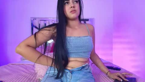 Snapshot of melody__77 chatting on 01.11.26 online show from 01.11.26