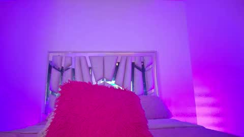 Snapshot of melody__77 chatting on 02.12.26 online show from 02.12.26