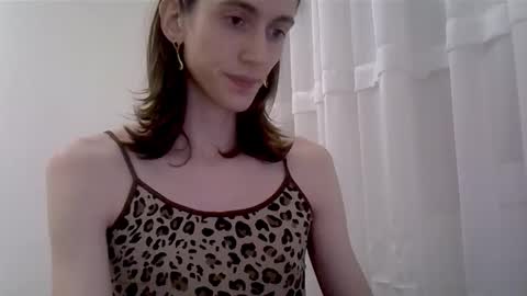 Snapshot of melody_gepards chatting on 12.15.25 Melody online show from 12.15.25