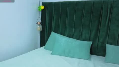 Snapshot of melody_kener chatting on 07.22.26 melody_kener online show from 07.22.26