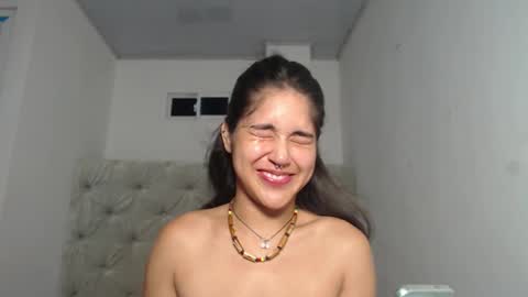 Snapshot of melody_phillips2 chatting on 10.09.25 melody phillips online show from 10.09.25