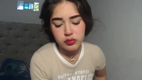 Snapshot of melody_phillips2 chatting on 11.05.25 melody phillips online show from 11.05.25