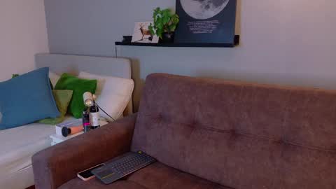 M E L O D Y  online show from 04.04.26