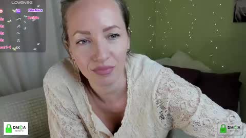 Snapshot of melodyys chatting on 11.23.25 Melody My schedule this week Wednesday Thursday Sunday online show from 11.23.25