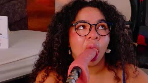  Memphis Williams  online show from 03.11.26